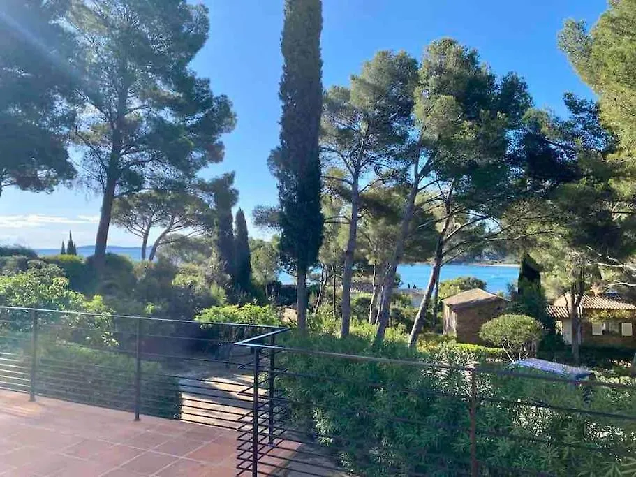 Villa La Farigoule, Cap Benat - Domaine Du Ris Bormes-les-Mimosas 0*,